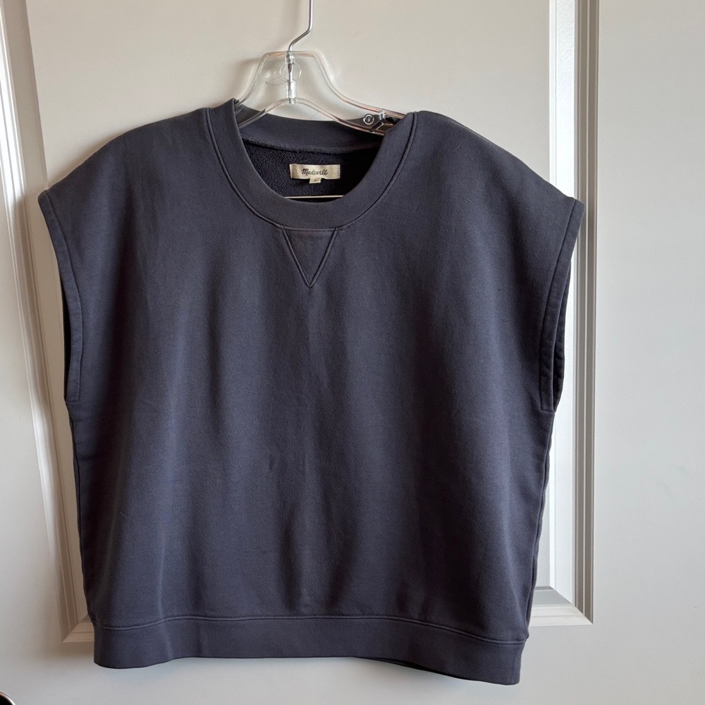 Madewell Sleeveless Pullover Sweatshirt in Charcoal